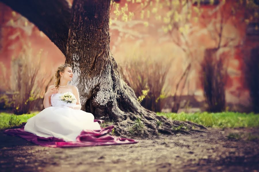 Fotógrafo de bodas Lena Astafeva (tigrdi). Foto del 19 de agosto 2013