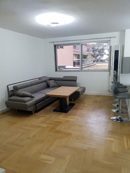 Location  appartement 3 pièces 70 m² à Paris 11ème (75011), 2 600 €