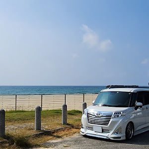 ルーミーカスタム