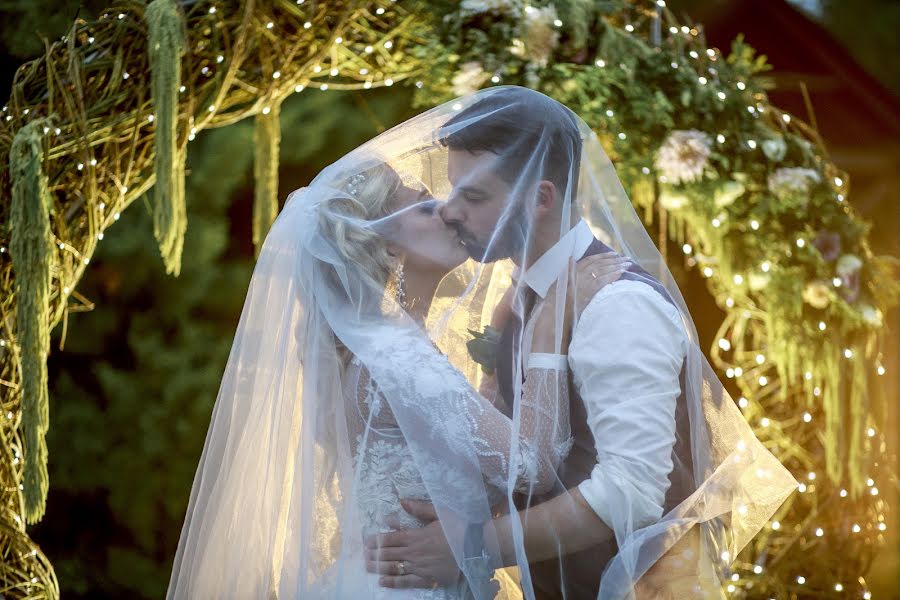 Wedding photographer Roman Medvіd (photomedvid). Photo of 12 August 2018