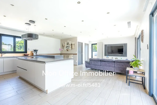 House with terrace 5