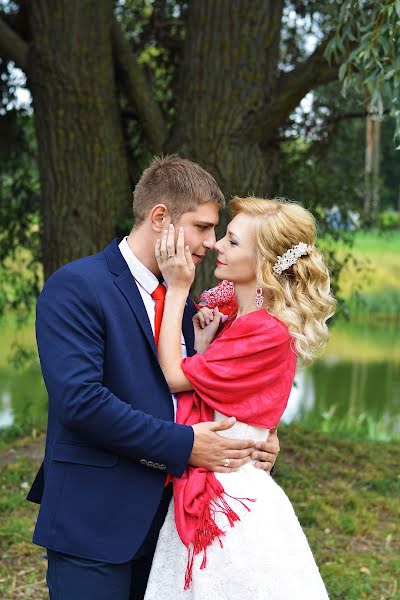 婚礼摄影师Elena Borodina（borodinaelena）。2016 8月24日的照片