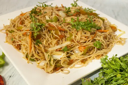 Veg Hakka Noodles