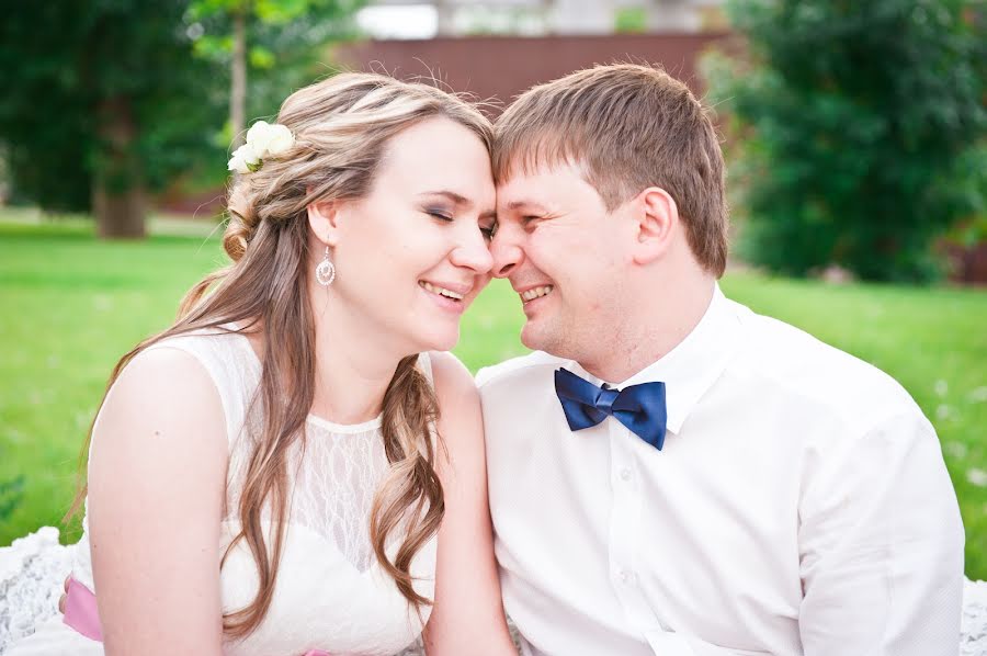 Fotógrafo de casamento Irina Rozhkova (irinarozhkova). Foto de 24 de julho 2017