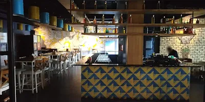 Moon Bean Cafe & Bar