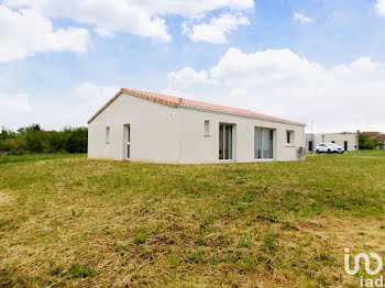 maison à Chapelle-Viviers (86)