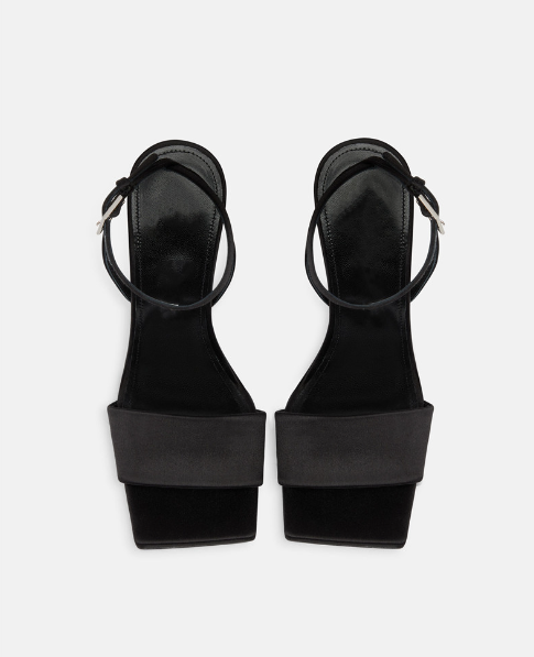 Sandales d'été à bout carré et talon épais, ouvertes, avec boucle, pour un look tendance et confortable.
