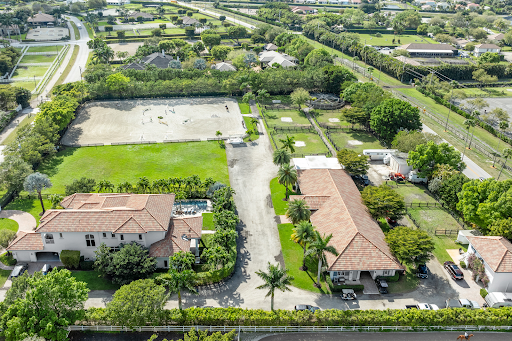 Maison avec piscine 3