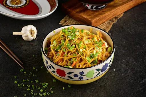 Veg Hakka Noodle