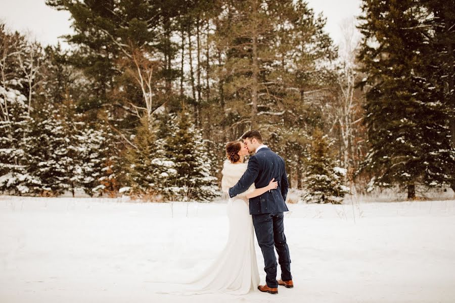 Fotógrafo de casamento Tessa June (tessajune). Foto de 8 de setembro 2019