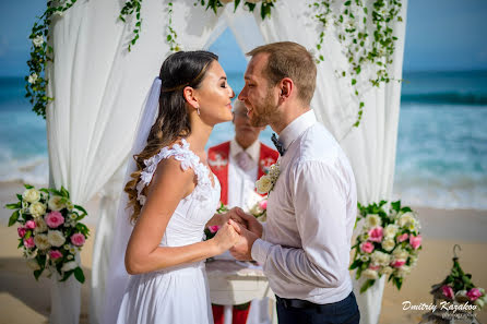 Fotógrafo de casamento Dmitriy Kazakov (kazakov). Foto de 25 de janeiro 2019