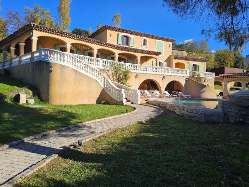 Vente villa 10 pièces 401850 m² à Grasse (06130), 1 610 000 €