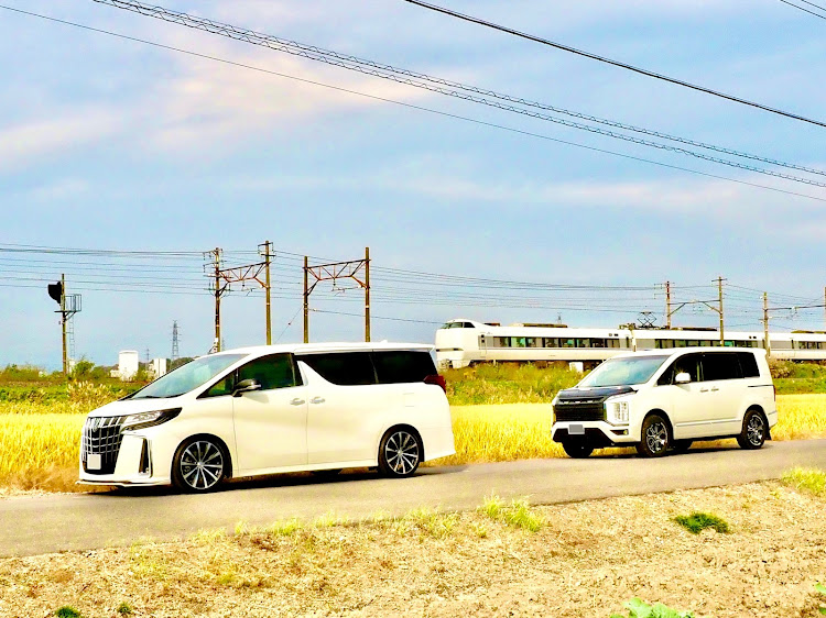 デリカD:5のコラボ・しらさぎ・JR・養老鉄道・アルファードに関するカスタム事例の投稿画像3枚目