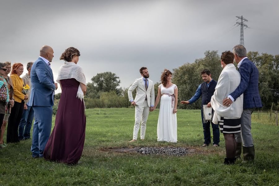 Fotograf ślubny Annie Van Meteren-Blom (vanmeteren-blom). Zdjęcie z 6 marca 2019