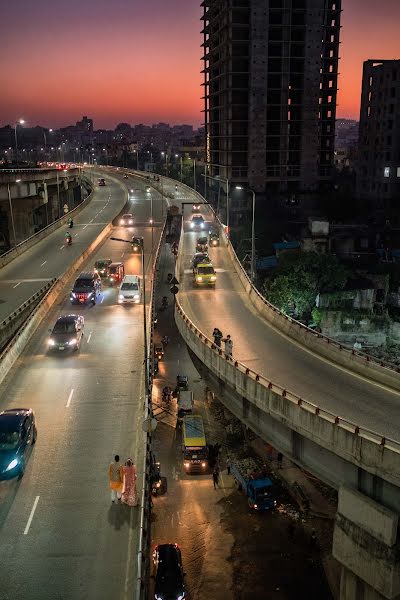 Jurufoto perkahwinan Sayan Dhar (sayandhar). Foto pada 2 Ogos 2023