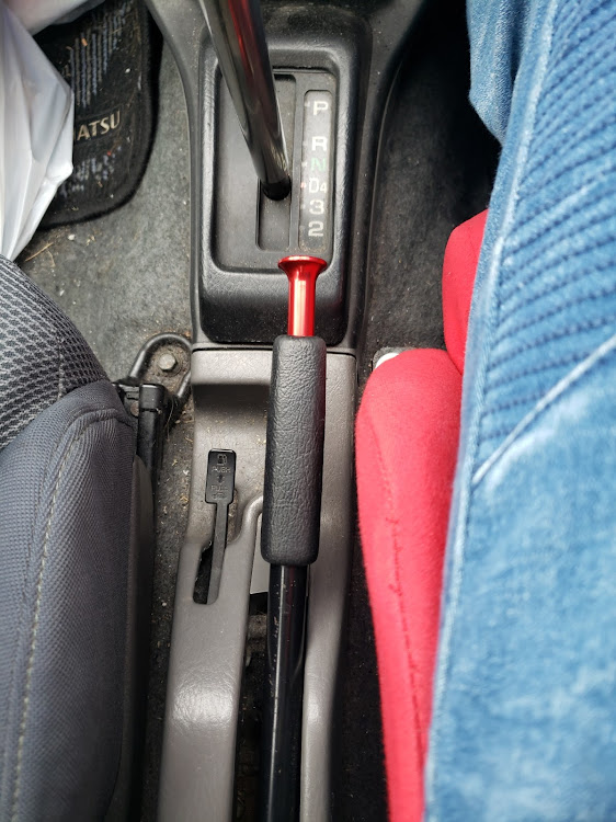オプティのスピンターンノブ・ちょっと長い・まぁいいか・自分の車は自分で一番と思ってあげたい💕・広げようだいふくショットの輪に関するカスタム事例の投稿画像3枚目