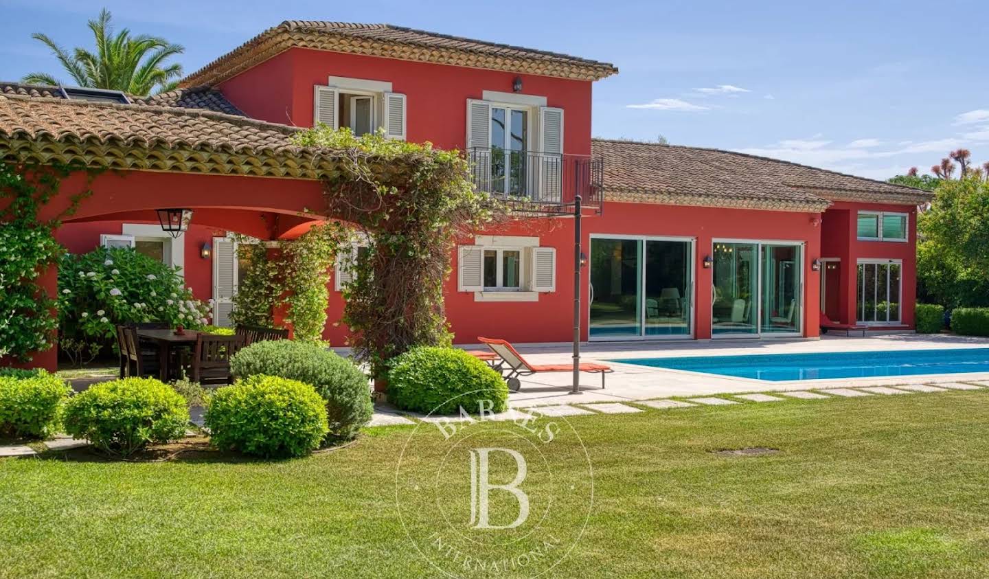Property with pool Grimaud