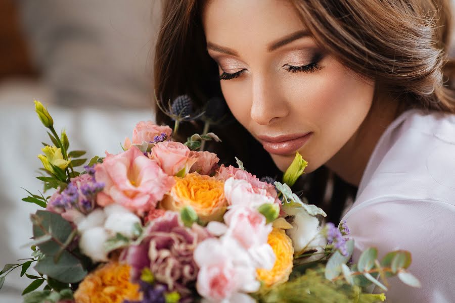 Fotografo di matrimoni Yuliya Nazarova (nazarovajulia). Foto del 5 aprile 2018