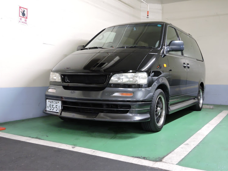 ラルゴのダサい同車種嫌いに関するカスタム事例の投稿画像3枚目