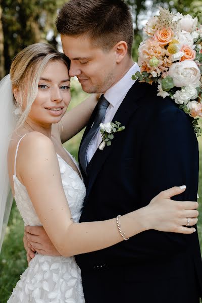 Hochzeitsfotograf Anya Bezyaeva (bezyaewa). Foto vom 21. Februar 2022