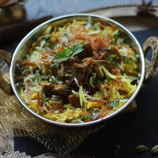 Hyderabadi Chicken Dum Biryani