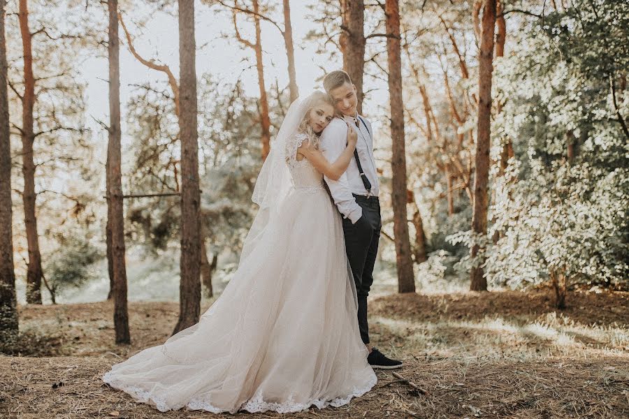 Fotografo di matrimoni Alona Zaporozhec (alenazaporozhets). Foto del 10 ottobre 2018