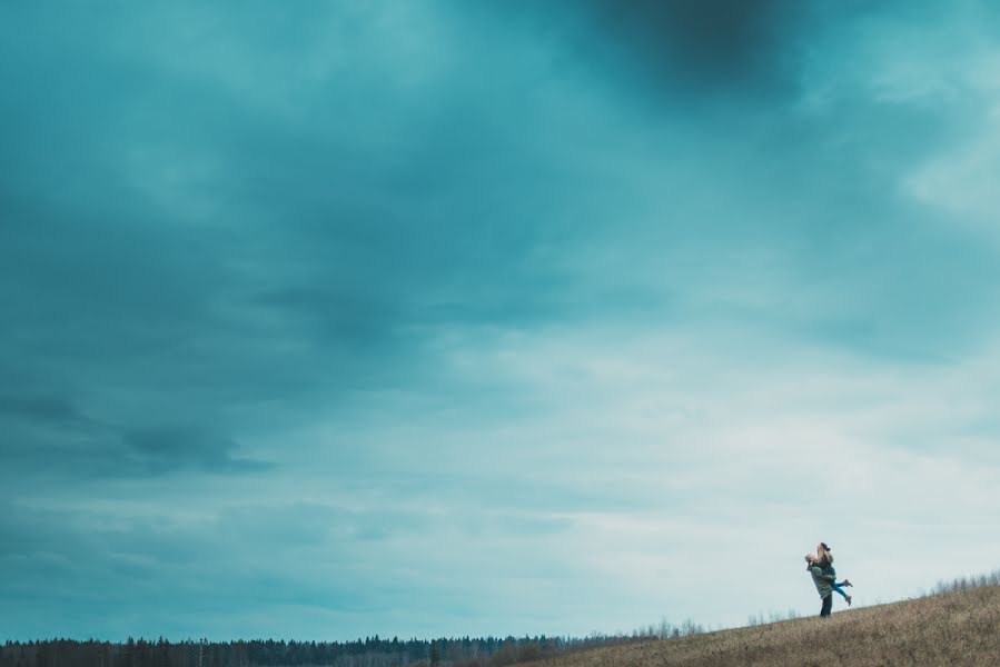 Photographe de mariage Karen Uzunyan (klaatu). Photo du 21 mars 2015