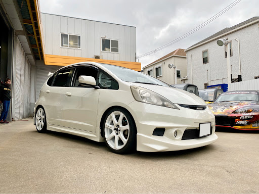 フィット Ge8のj S Racing 車高調 無限 Work 白ホイに関するカスタム メンテナンスの投稿画像 車のカスタム情報はcartune