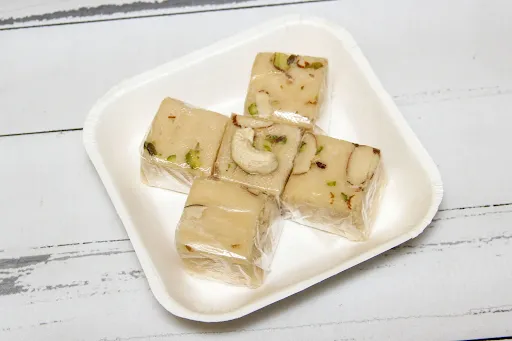 White Papdi