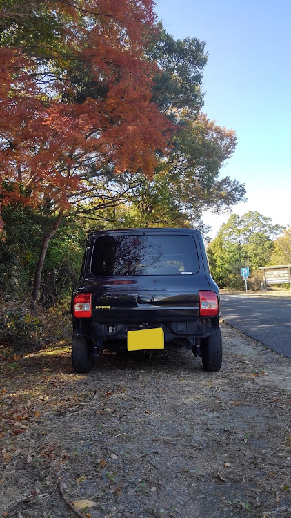 アルトラパン SSの五色台スカイライン・紅葉と愛車・４輪カフェレーサー・ラパン・カフェレーサーに関するカスタム事例の投稿画像3枚目