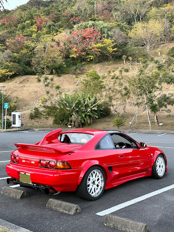 MR2 フロントインナーフェンダー外し。 | トヨタ MR2（SW20