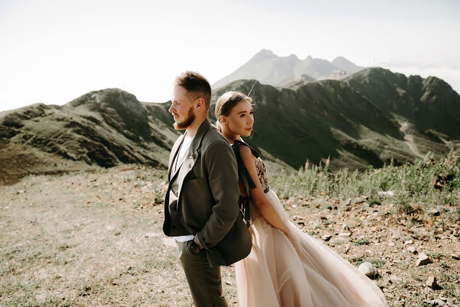 Fotografo di matrimoni Alena Litvinova (litvinovasochi). Foto del 23 ottobre 2019