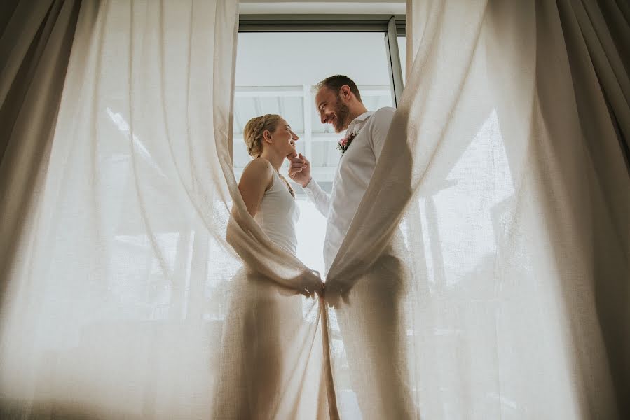 Wedding photographer Darya Nikolaychuk (daryarich20). Photo of 14 August 2018