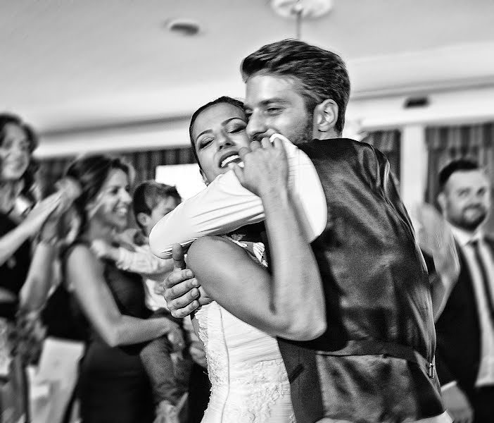 Fotógrafo de casamento Fabrizio Durinzi (fotostudioeidos). Foto de 15 de abril 2019