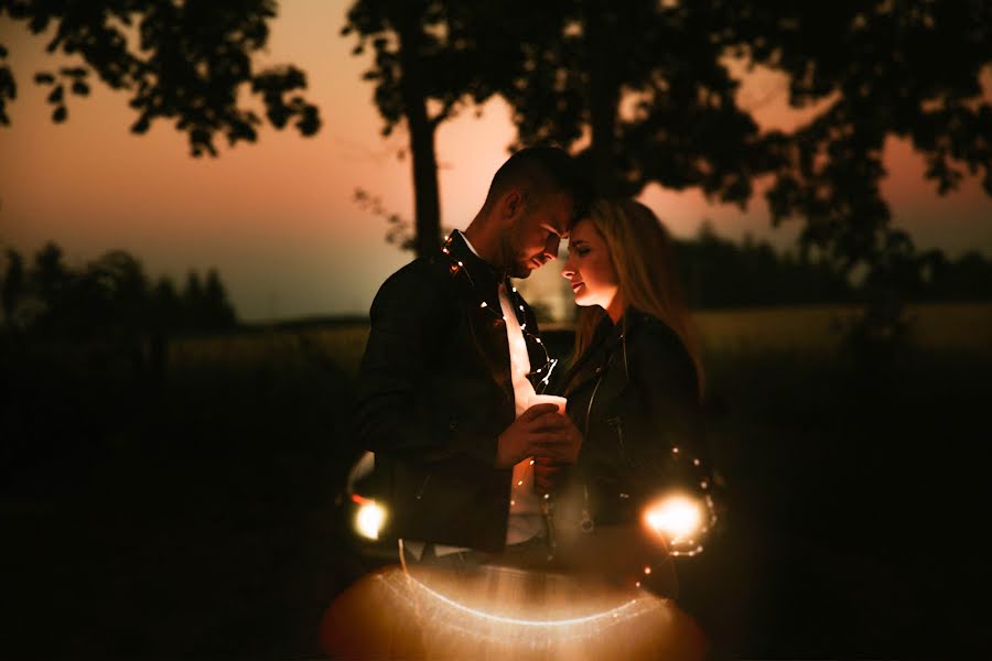 Wedding photographer Lovestories Ph (fpietka). Photo of 21 October 2021