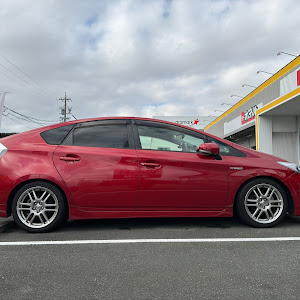 プリウス ZVW30