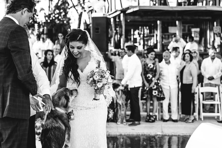 Fotografer pernikahan Paloma Lopez (palomalopez91). Foto tanggal 4 Maret 2017