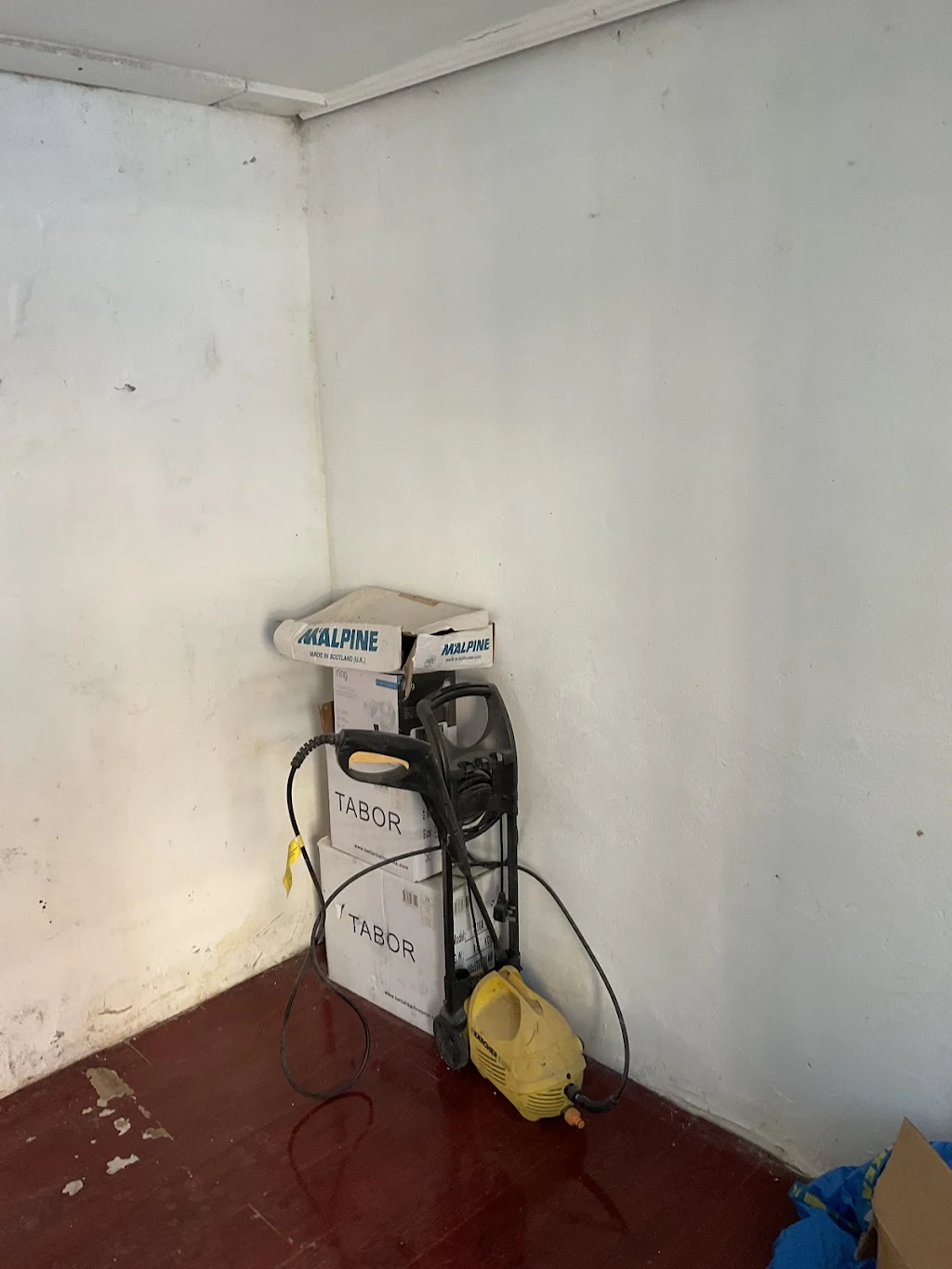 Album cover: PLASTERBOARD CEILING/PLASTER OUT-HOUSE