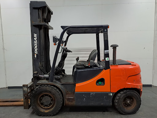 DOOSAN D40SC-5