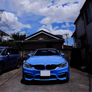 M4 クーペ F82