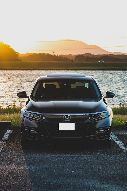 アコードの車写活・セダン好きと繋がりたい・夕日と愛車・河川敷・ドライブに関するカスタム事例の投稿画像2枚目