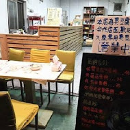 玉里橋頭臭豆腐(花蓮店)