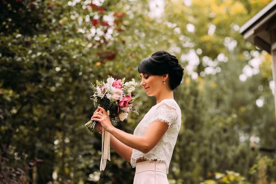 Fotógrafo de casamento Ekaterina Denisova (edenisova). Foto de 9 de novembro 2017