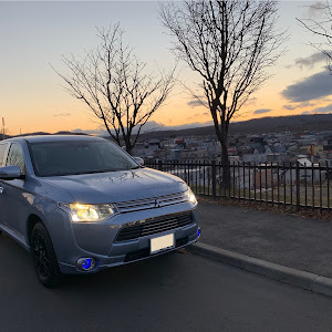 アウトランダーPHEV GG2W