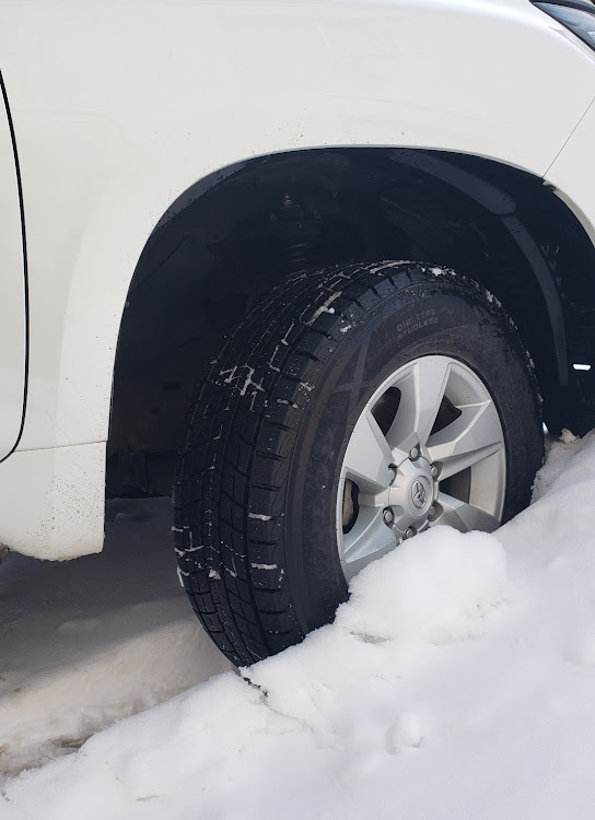 ランドクルーザープラドのネタがない・スノーアタック・地震大丈夫でしたか？・目指せPickUpCars・コロナが早く終息しますようにに関するカスタム事例の投稿画像2枚目