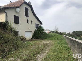 maison à Saint-Boès (64)