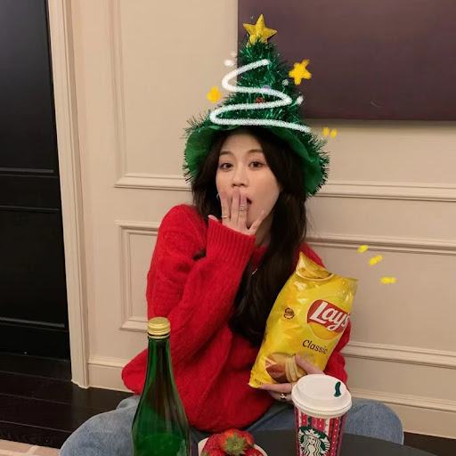 Title 4, Christmas Tree Hat Party Dress Up Headwear. Fun...