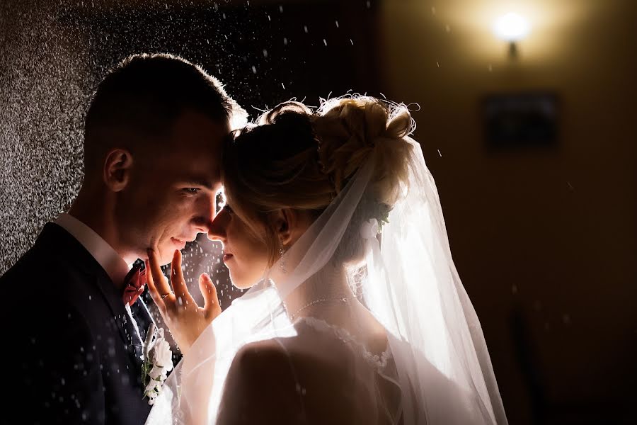 Fotografo di matrimoni Tanya Batulenko (vintageperte). Foto del 24 luglio 2020