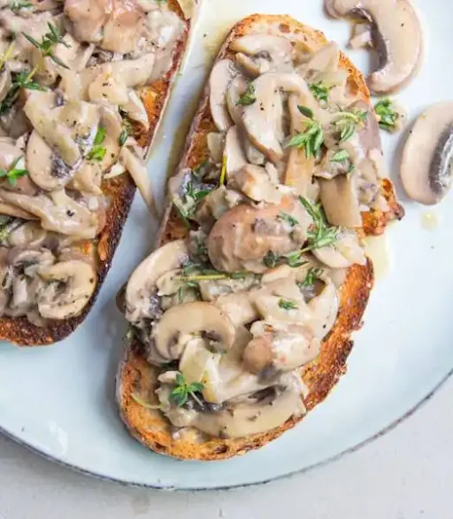 Mushroom & Cheese Garlic Bread (4 Pcs)