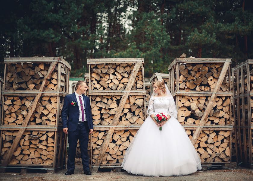 婚礼摄影师Anatoliy Roschina（tosik84）。2017 1月5日的照片